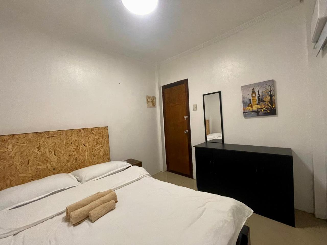 Trail Inn Puerto Princesa Bagian luar foto